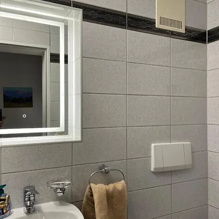 Apartment Seidl Kontrabass *